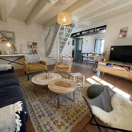Maison De La Beureliere Tatil Evi *